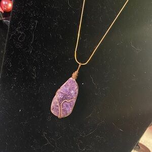 Amethyst pendant necklace